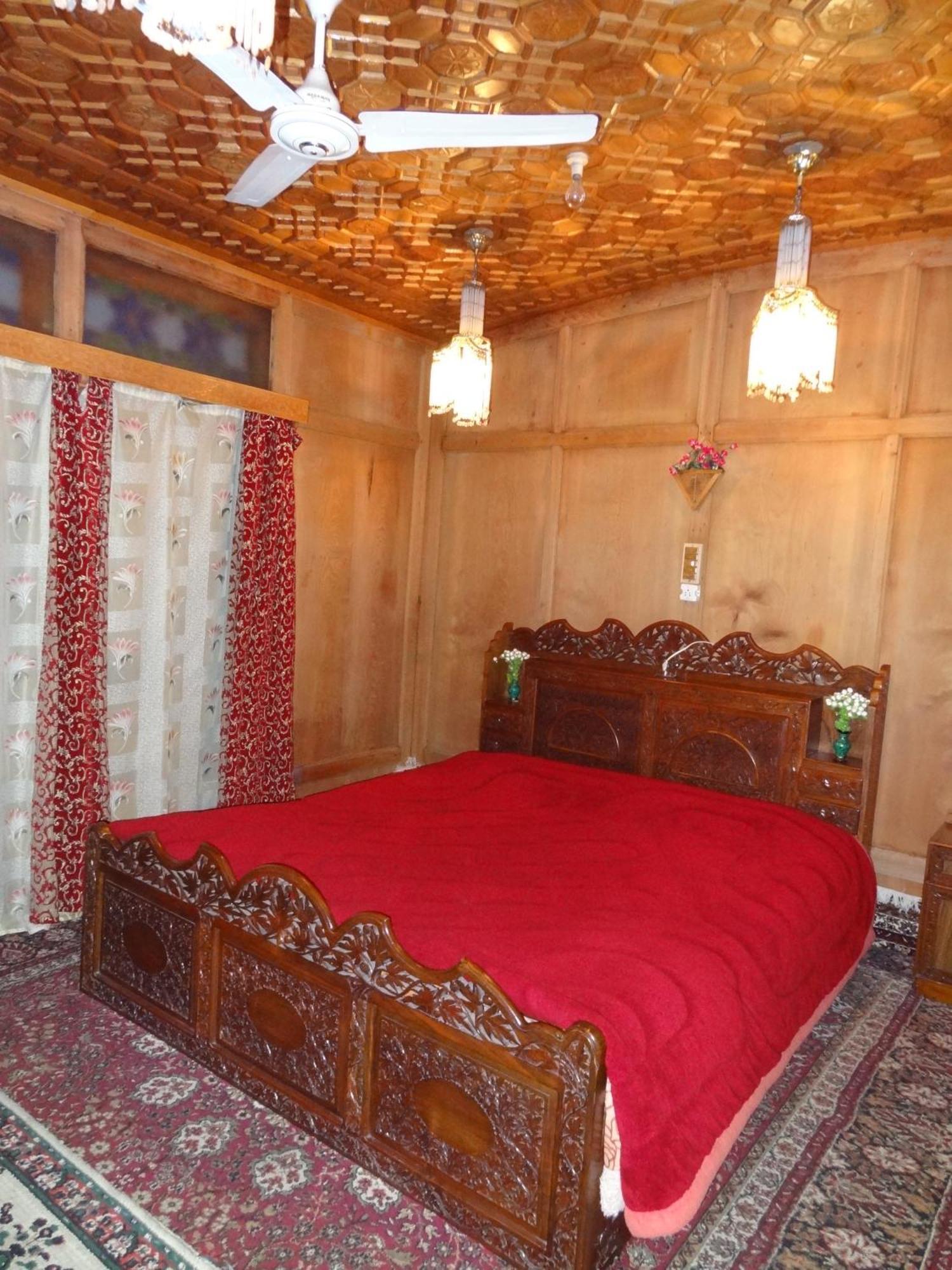 Srīnagar Houseboat Moon Of Kashmir酒店 客房 照片