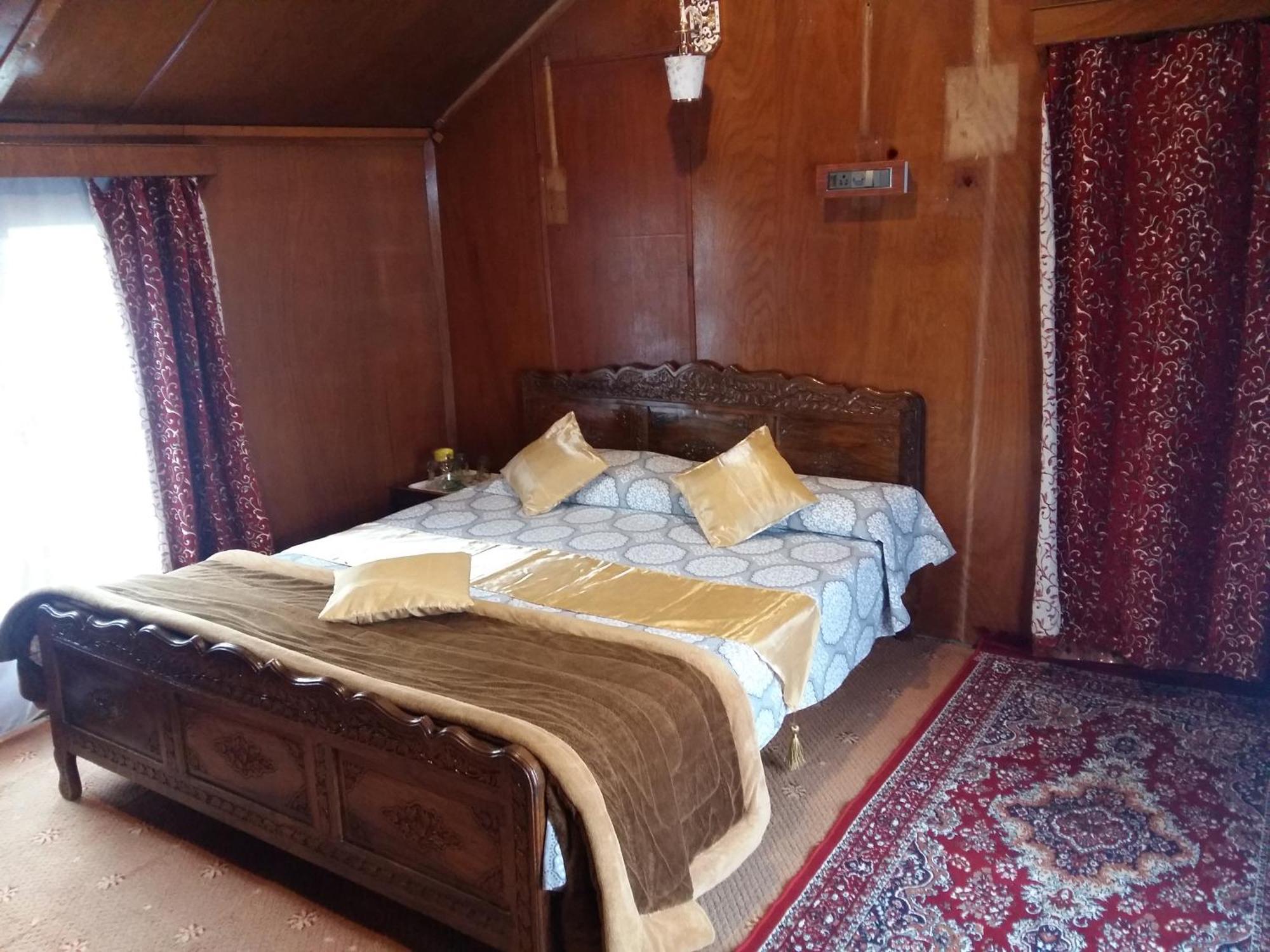 Srīnagar Houseboat Moon Of Kashmir酒店 客房 照片
